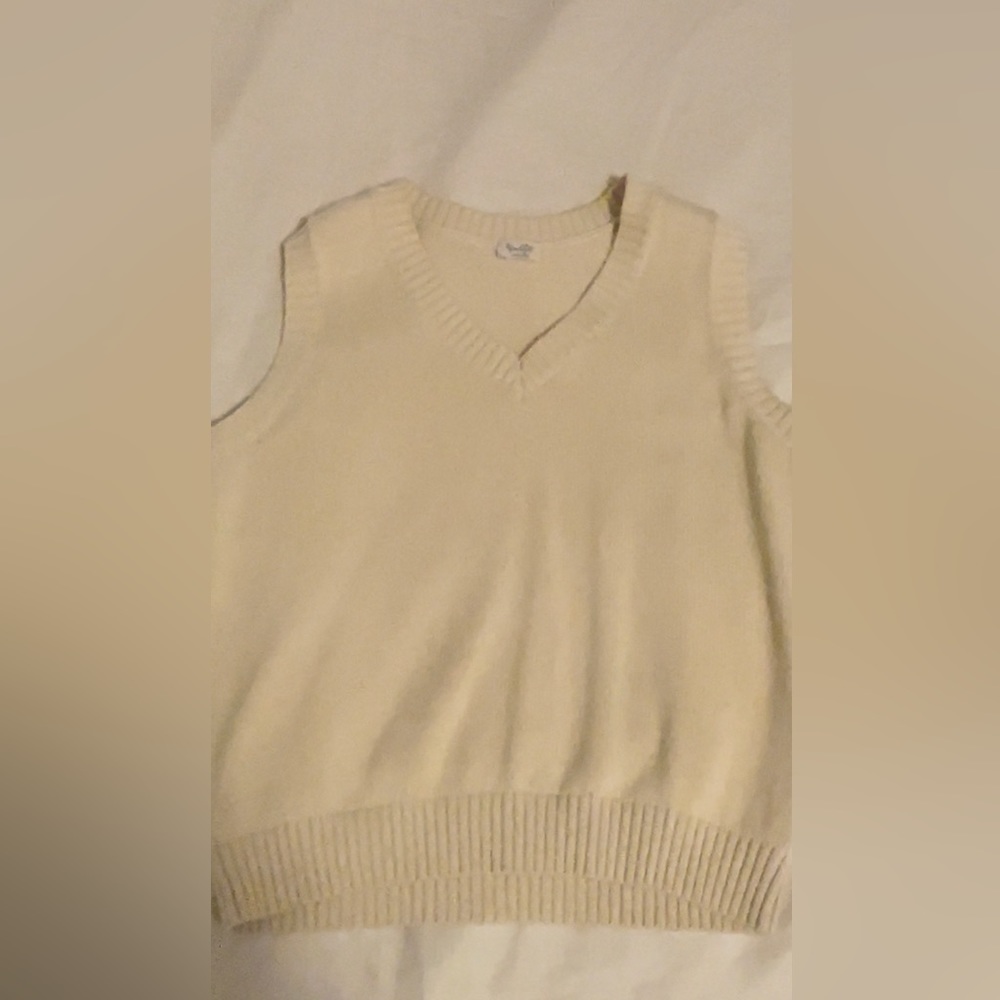 JOGN GALT BRANDY MELVILLE BEIGE SWEATERVEST TOP